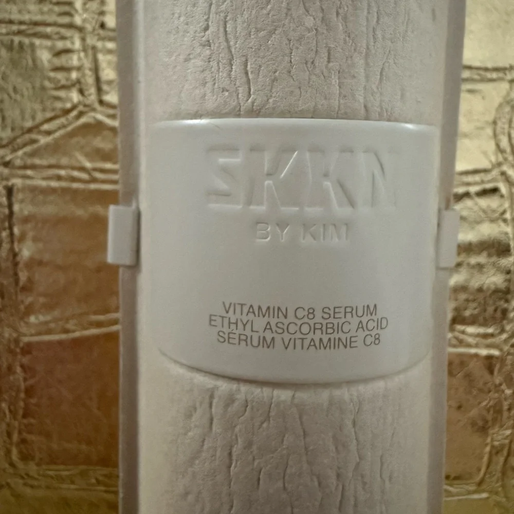 SKKN by Kim Vitamin C8 Serum Ethyl Ascorbic Acid 1 fl oz / 30 ml Kardashian Face
